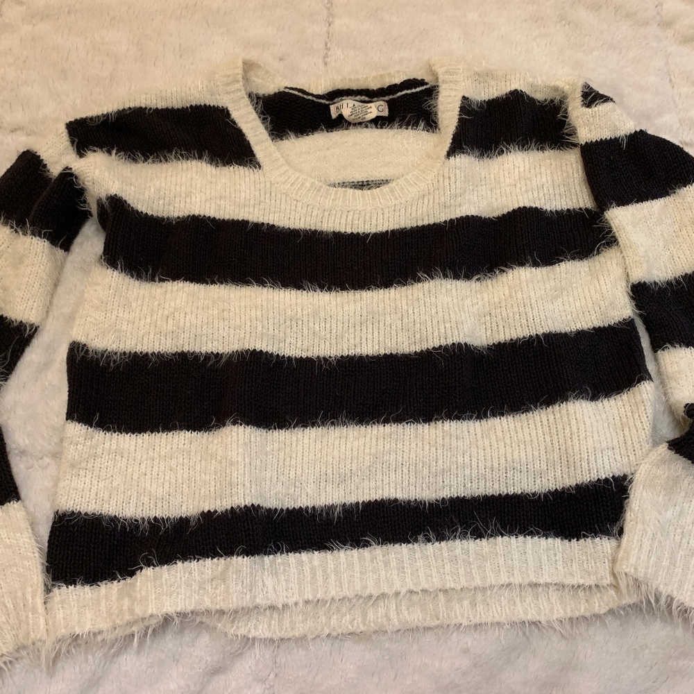 Billabong Crop Black & White Striped Sweater